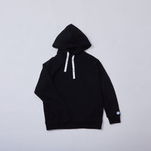 画像をギャラリービューアに読み込む, The Holiday HOODIE