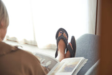 画像をギャラリービューアに読み込む, The Holiday TOWEL SANDAL SLIPPERS